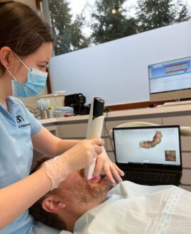 Leczenie ortodontyczne systemem przezroczystych nakładek Clear Connect